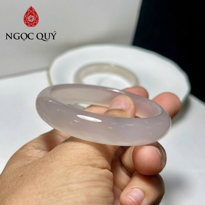 Vòng mã não trắng - bạch nguyệt quang chất trong 5A độ khởi quang cao bản 9-11mm- Ngọc Quý