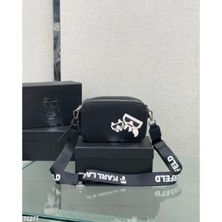 Bang đeo chéo nam nữ thêu hình cao su siêu nét có hộp kèm.