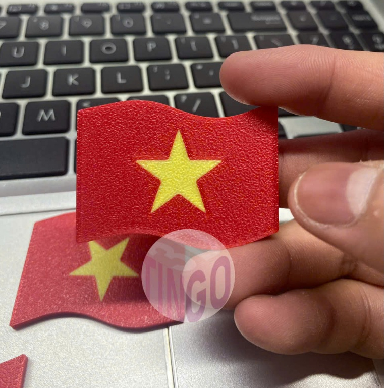 [BST CỜ ĐỎ SAO VÀNG - TINGO3DSHOP] NAM CHÂM HÌNH CỜ ĐỎ SAO VÀNG, DÍNH TRÊN MỌI BỀ MẶT BẰNG SẮT.