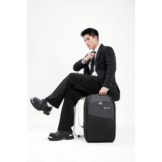 Balo Hàn Quốc SimpleCarry P3 Màu Đen/Xám, Có Lưới Thoáng Khí, Thiết Kế Ôm Sát Hai Vai