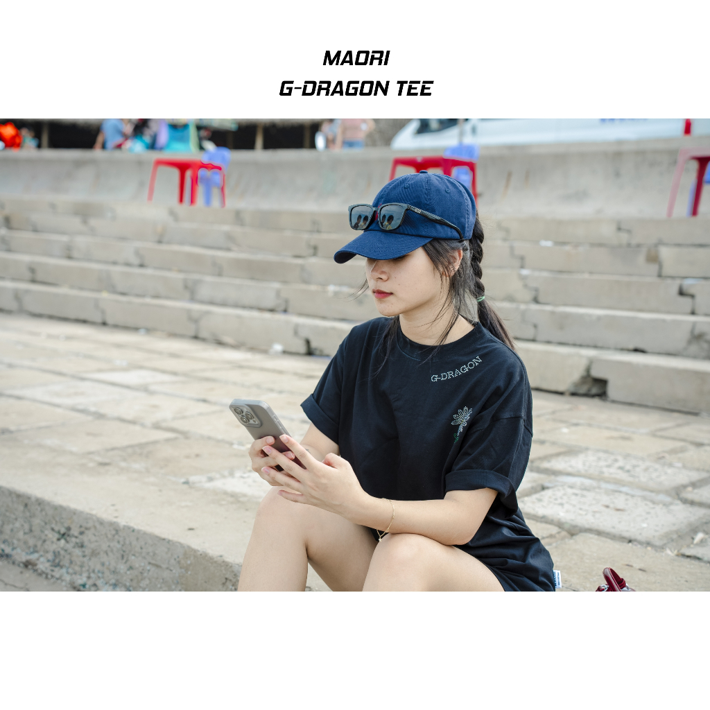 ÁO THUN ĐÍNH ĐÁ LOCAL BRAND MAORI G-DRAGON URBAN MONARCH - BLACK / WHITE