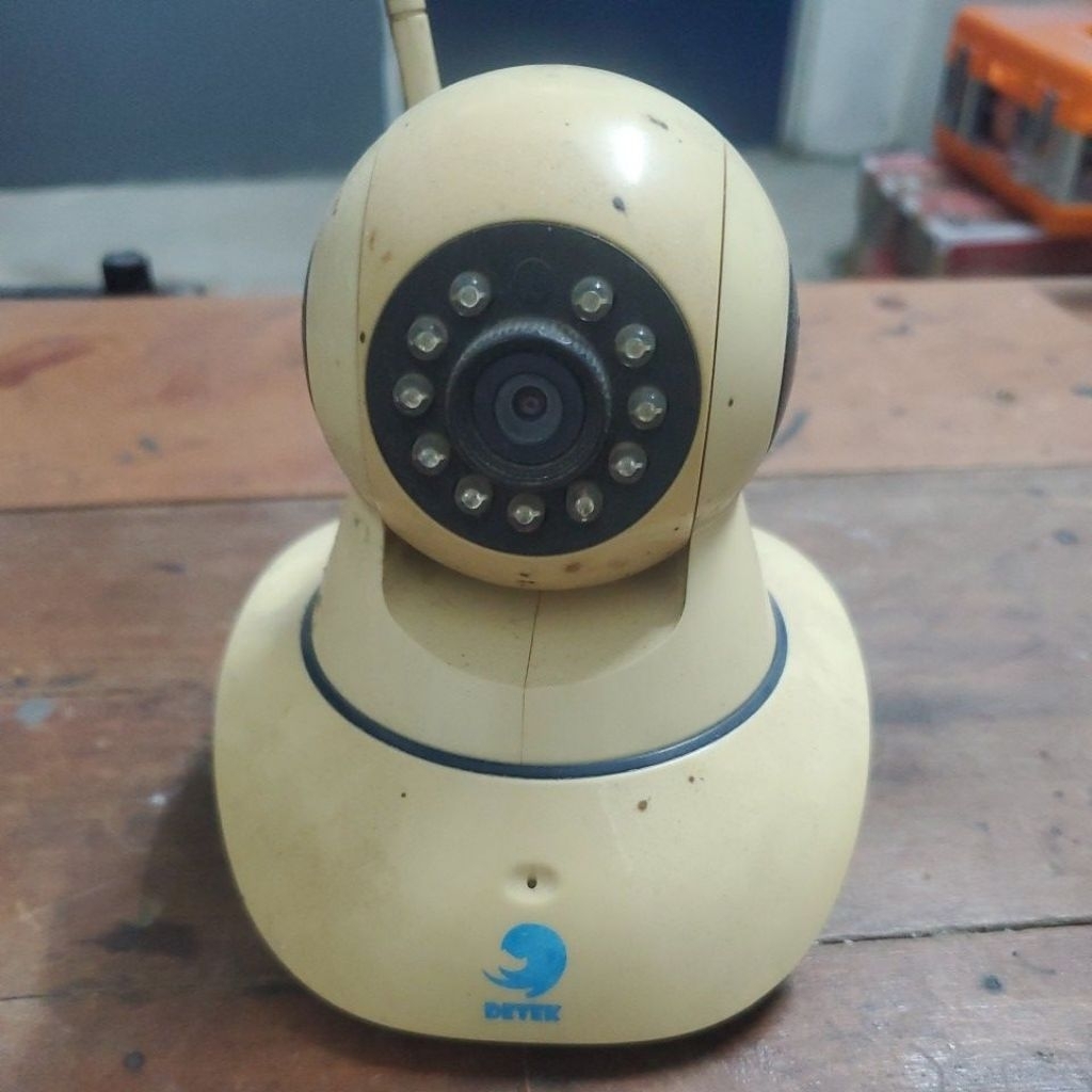 camera yoosee cũ còn hoạt động (kèm cáp nguồn)