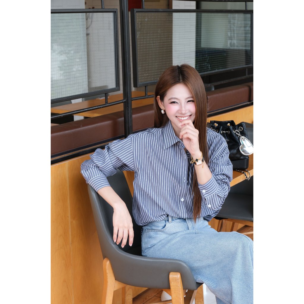 Áo sơ mi sọc nữ GILLEE (nhiều màu) dáng dài phối túi sọc ngang vải cotton cao cấp thoáng mát FAS381 | BigBuy360 - bigbuy360.vn
