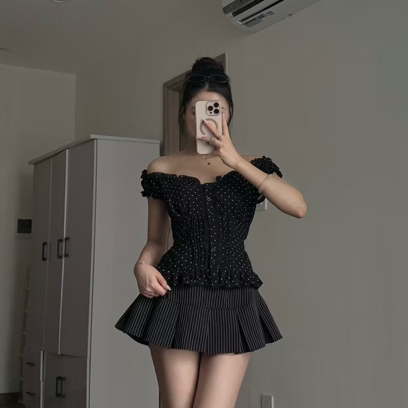 [VIDEO/ LOẠI 1] ÁO THUN TRỄ VAI MẶC 2 KIỂU HOẠ TIẾT CHẤM BI SIÊU XINH 2MONDAY A100 | BigBuy360 - bigbuy360.vn