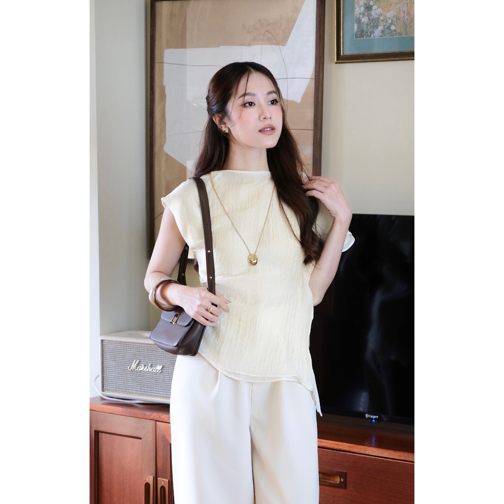Áo Cánh Dơi Phối Nút Thắt Eo LA BOUTIQUE Chất Tơ Xốp Nhăn - AK004-2507LAT | BigBuy360 - bigbuy360.vn