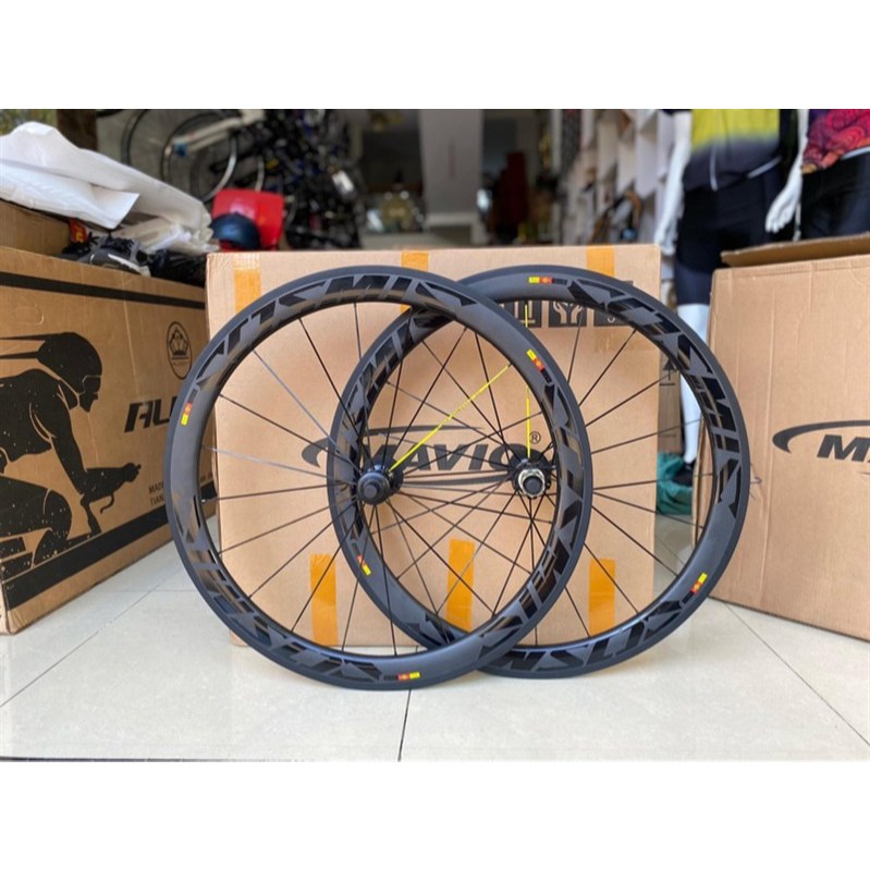 Vành Road Mavic cosmic carbon tem đen cho xe đạp phanh má