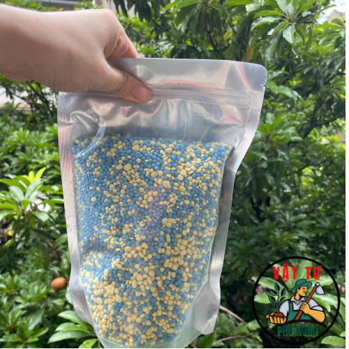 [RẺ NHẤT] Phân bón NPK 13 - 13 - 13  PLUS CAO CẤP ,giúp cây tăng trưởng và phát triển mạnh (PB1)
