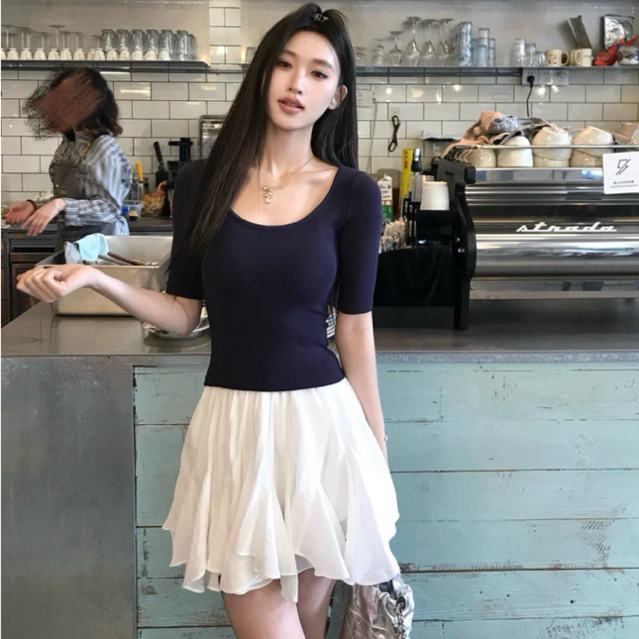 Áo Thun ( Mặc 2 Kiểu ) Lửng Tay Chất Cotton Zip Co Giãn, Mềm, Mịn, Dáng Trơn  ( Thun Trơn Lửng Tay Cổ Tròn- Cổ Tim ) | BigBuy360 - bigbuy360.vn
