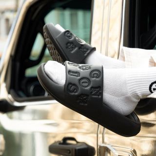 Dép DirtyCoins Embossed Slides