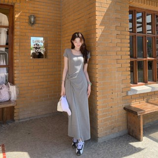 Đầm thiết kế maxi Jasmine, váy dài body quyến rũ dáng ôm cổ vuông tay ngắn xẻ tà nhún eo, thun co giãn mềm mịn tôn dáng