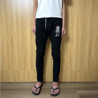 Quần jean nam đen mix khoá ria may thêu logoo hình boy phố neww host 2025