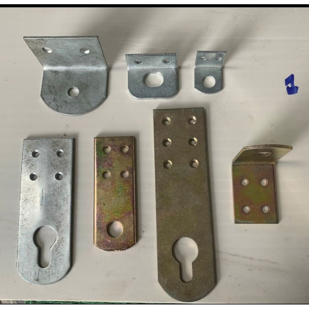 tai khóa sắt +tai lật sắt dùng cho các loại cửa(1cái)