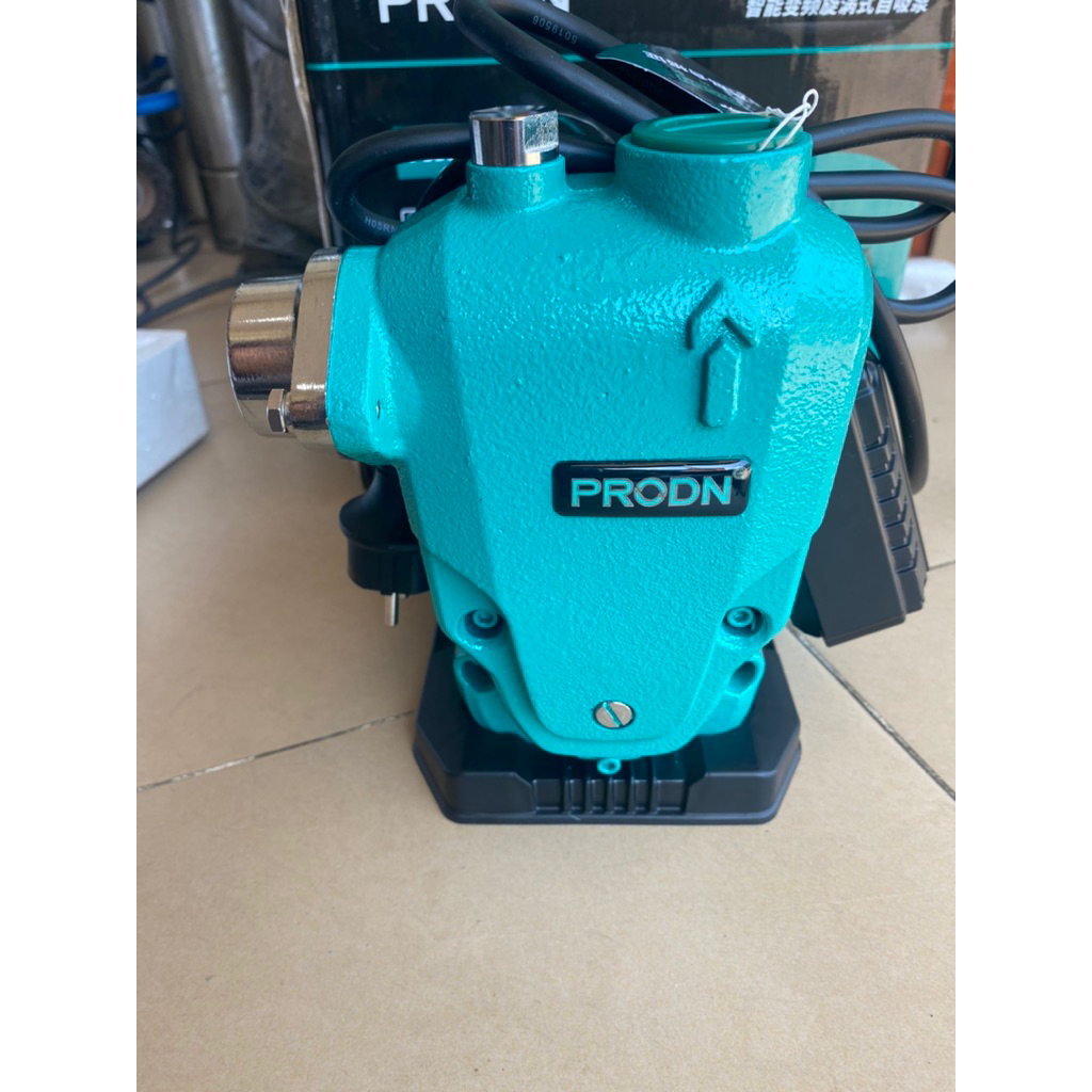 Máy bơm tăng áp biến tần PRODN 370W.