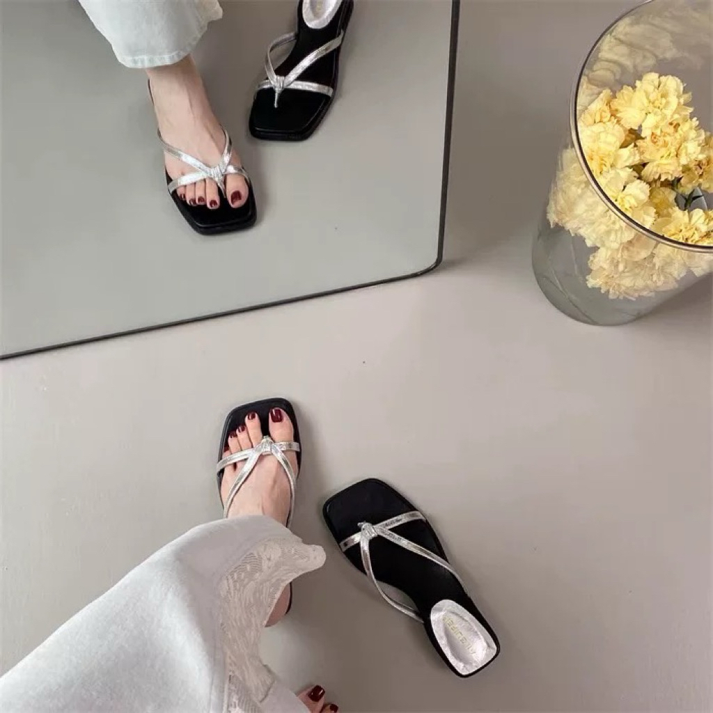 [Sẵn 35 bạc và 37 kem] Dép lê da đế siêu mềm quai kẹp AII m