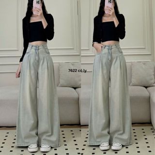  Quần jeans xuông xếp ly ống rộng màu xanh nhạt phủ rêu vàng nhẹ dáng dài Joolate 