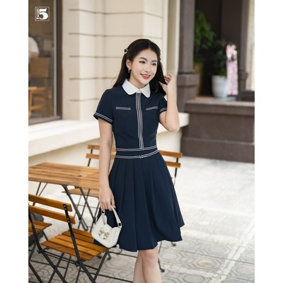 Set áo kiểu nữ Twentyfive dáng ngắn ôm phối viền và chân váy xếp ly xòe dáng dài SACM18