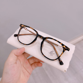 Kính gọng dẻo cao cấp form vuông