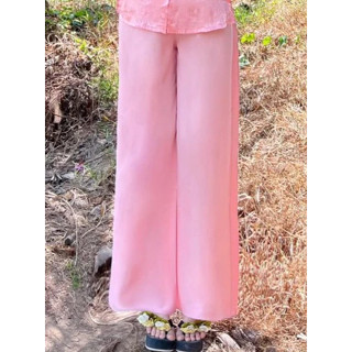 Quần lưng thun, màu trắng, đen, hồng, vàng, đỏ kết hợp với áo bà ba và nhiều mẫu áo khác, có bigsize