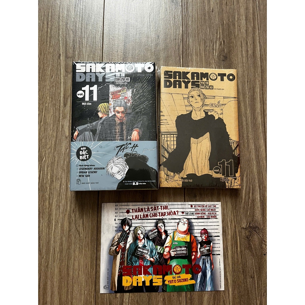 Combo bọc sách Sakamoto Day 11 (thường + đb) - tặng kèm Leaflet