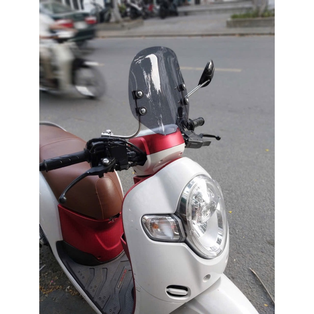 KÍNH CHẮN GIÓ SCOOPY (S2)