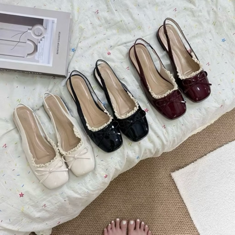 Giày búp bê nữ da bóng mũi tròn phối ren mẫu mới lên chân siêu đẹp mã qv58