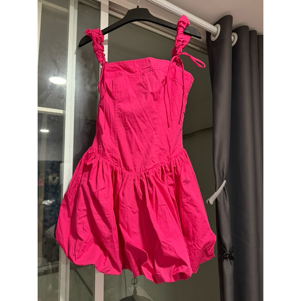 Pass đầm bí hồng Secodee size S new