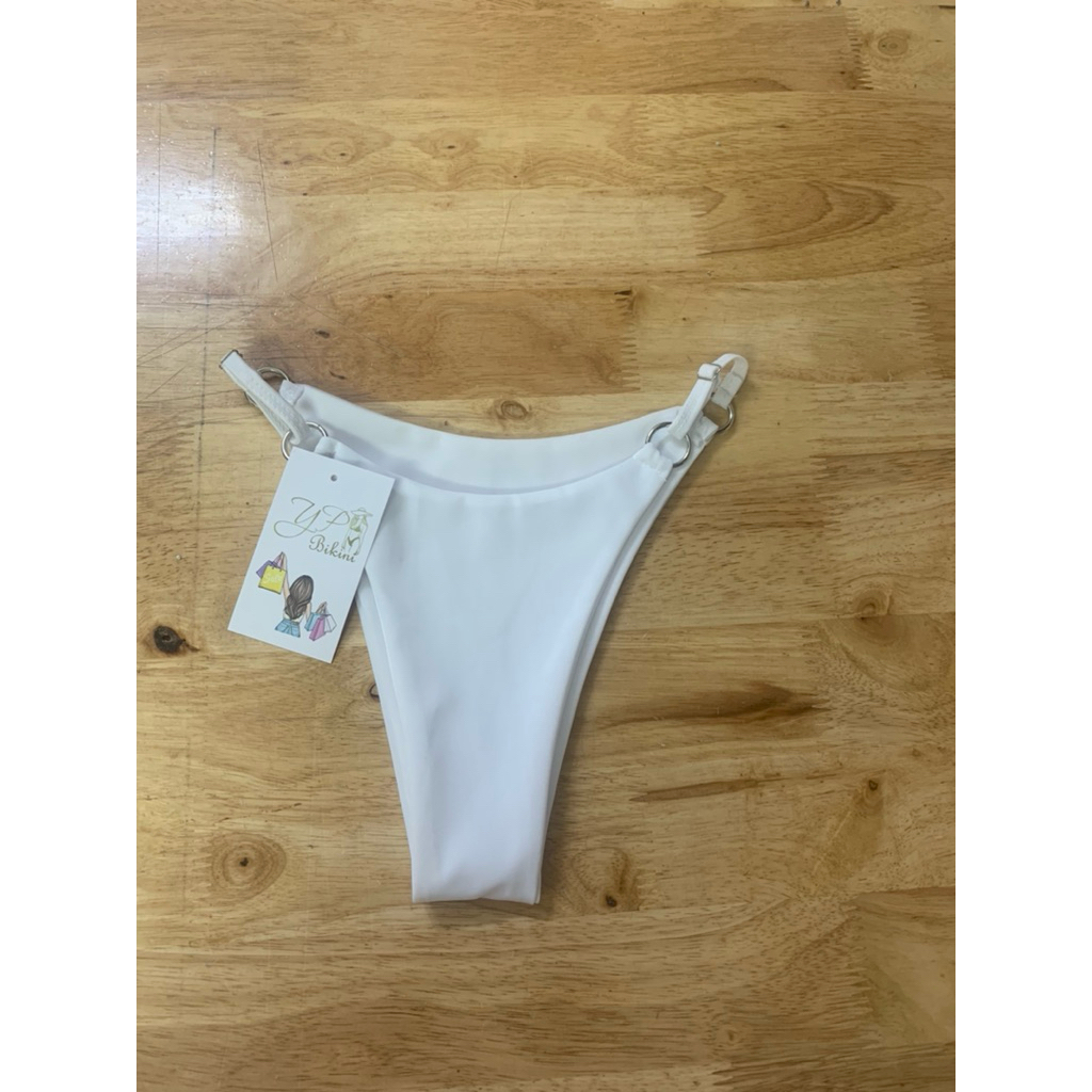 Bikini 2 mảnh Tam giác khoen nhỏ ( sẵn hàng - che tên) | BigBuy360 - bigbuy360.vn