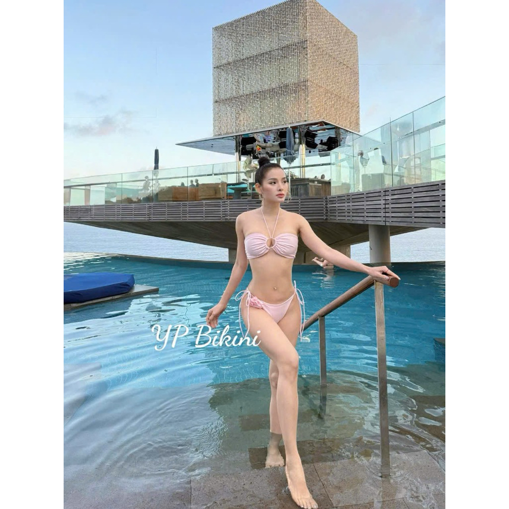 Bikini 2 mảnh áo bản ngang quần kín Mông ( che tên) | BigBuy360 - bigbuy360.vn