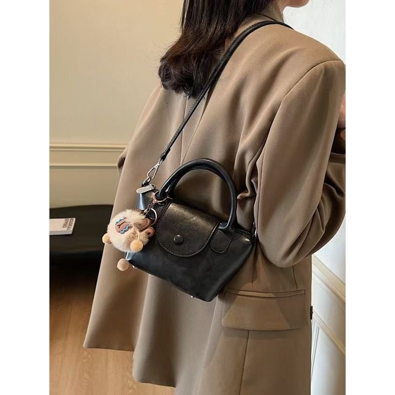 [Tặng Charm Gấu]Túi Xách Nữ Dáng Hộp "Luxe Pearl"   – Khóa Cài Kim Loại CUN255 | BigBuy360 - bigbuy360.vn