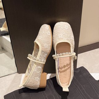  Giày Búp Bê Nữ Quai Ngang Chất Ren Hoa Nữ Tính Mũi Tròn Êm Chân – Đế Vuông Cao 3cm Có Hộp Màu Kem Xinh Xắn - Mã G18 