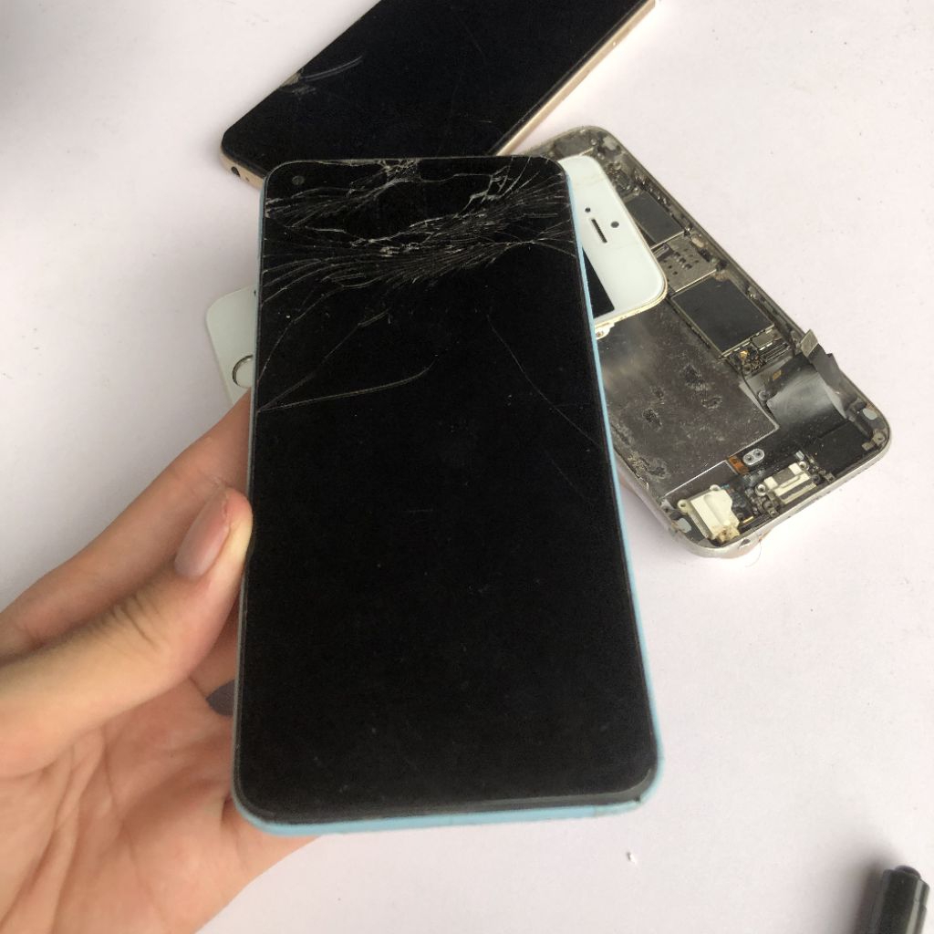 xác điện thoại ( điện thoại hỏng ) xiaomi redmi note 9 hỏng pin , main màn bao sống