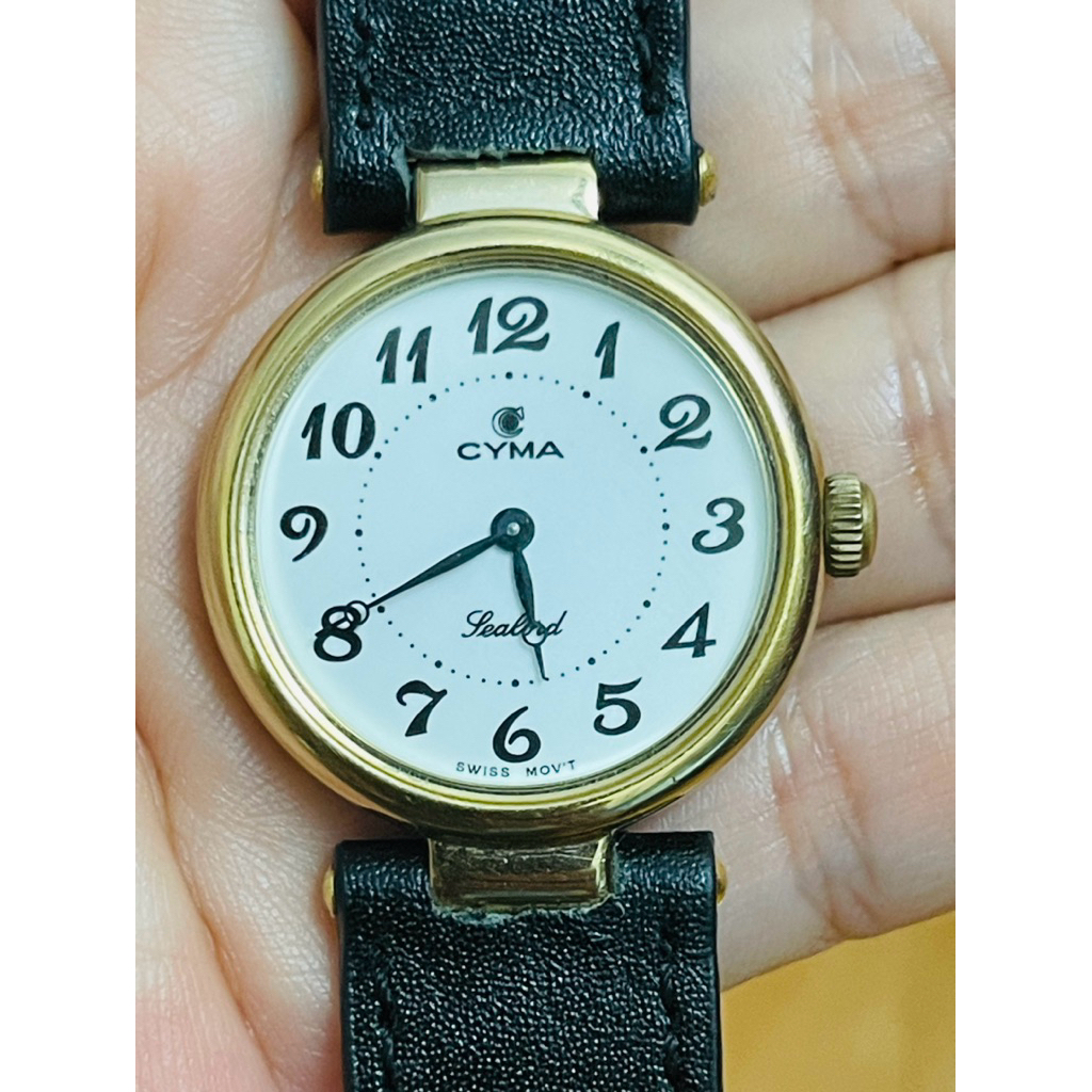 Đồng hồ Cyma Thụy Sỹ dây da siêu mới đẹp.