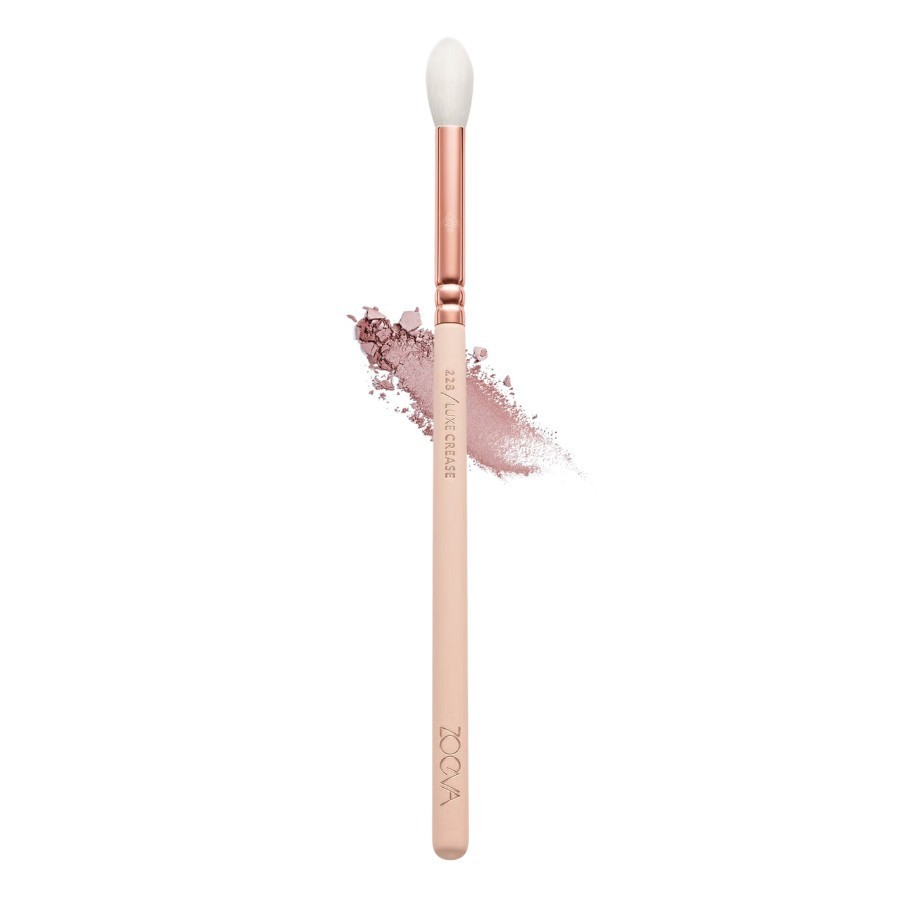 Cọ Trang Điểm Blend Và Nhấn Màu Mắt ZOEVA Rose Gold Crease Brush 228