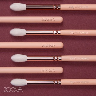 Cọ Trang Điểm Blend Và Nhấn Màu Mắt ZOEVA Rose Gold Crease Brush 228