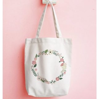Túi tote trắng