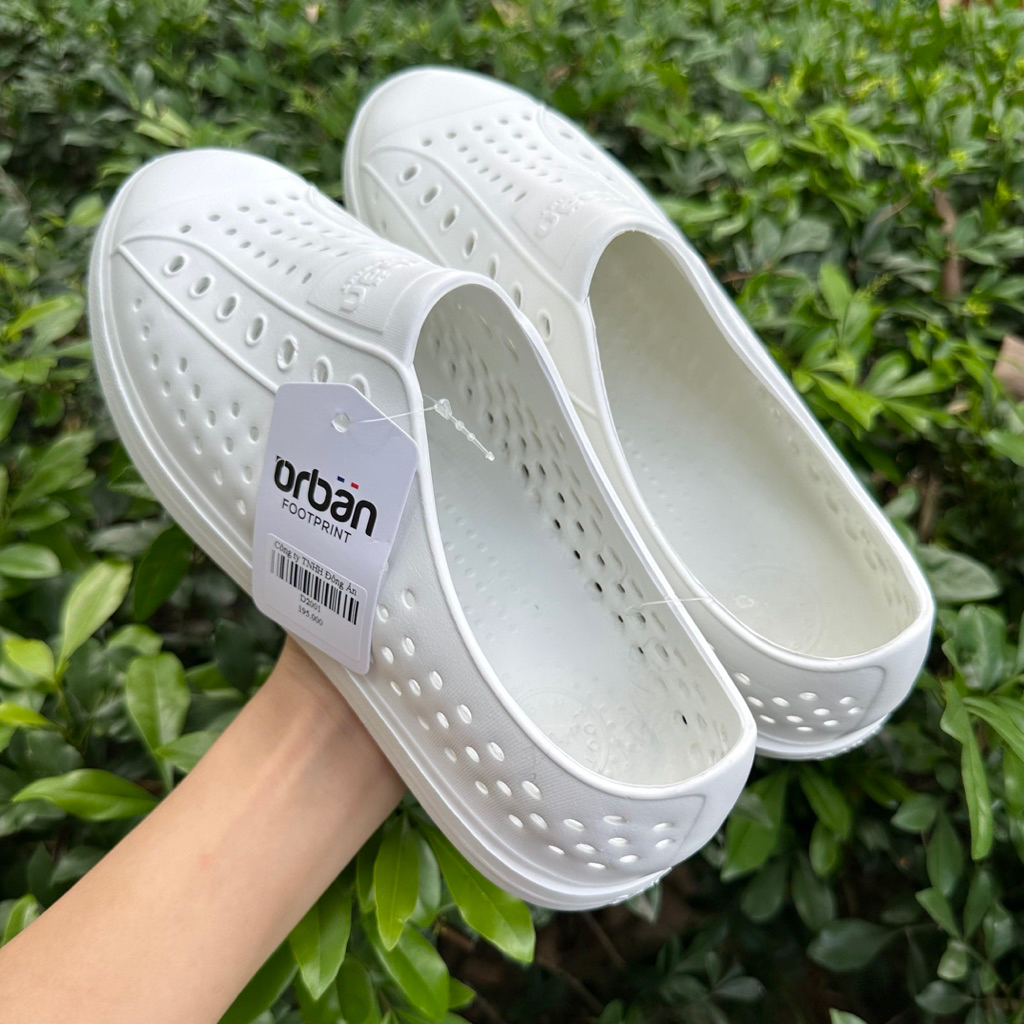 Giày đục lỗ Urban đi mưa đi biển chất liệu Phylon eva siêu nhẹ siêu bền chống ngấm nước