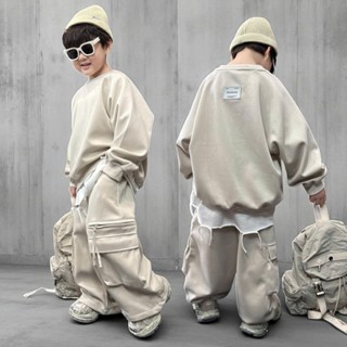 BABYBUY VIP -Q2513( FOM TO)- Bộ quần áo nỉ màu sữa đục quần túi hộp có thế bo gấu bên trong có dây giút cho bé