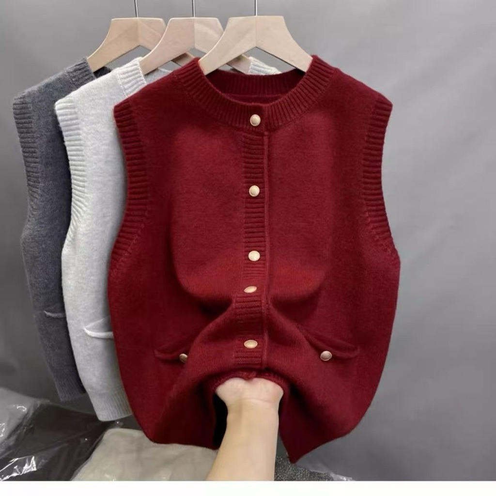 Áo Khoác Len Ba Lỗ Form Rộng Cho Nữ