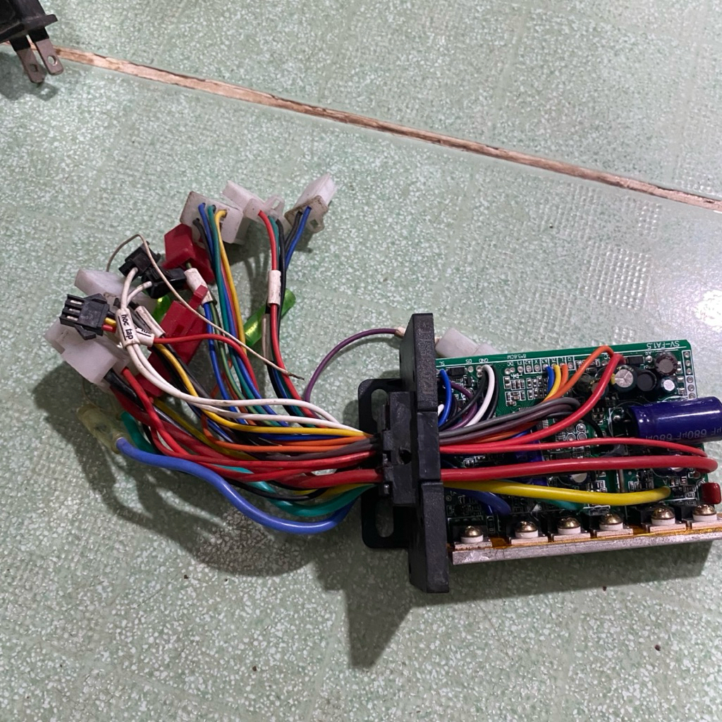 1 điều  tốc  xe đạp điện  cũ