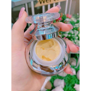 Kem làm trắng da White tone up cream