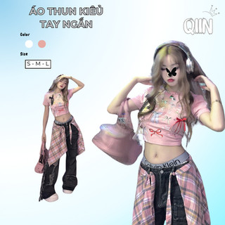 Áo thun tay ngắn form croptop in hình kèm đính nơ chất liệu mát QIIN Boutique A110