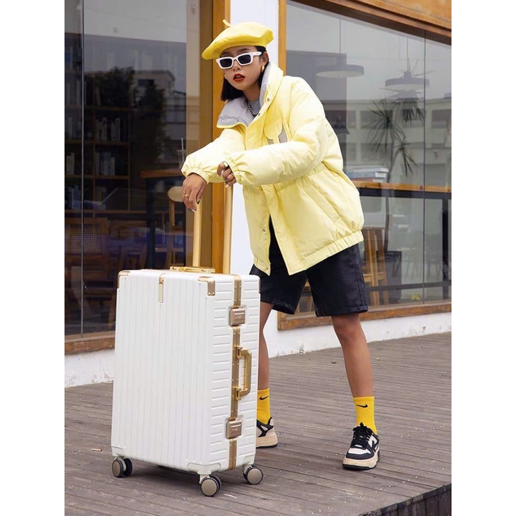 Vali Khung nhôm cao cấp,vali nhôm viền vàng size 20/24/29 Hai mặt kín Chống rạch ,chống nước,chống trộm