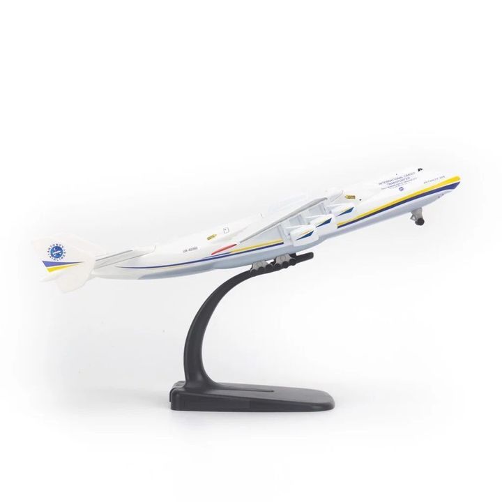 Mô Hình Máy Bay Vận Tải Antonov AN -225 Dài 20cm Mô Phỏng Chân Thực