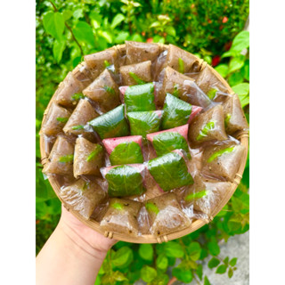 [ NEM KHÔNG CAY ] Combo 5 hộp Nem Chua Lá Chum Ruột ( không tỏi ớt ) và Bì da ớt Xiêm Xanh ( 1 hộp 10 chiếc- 150g )