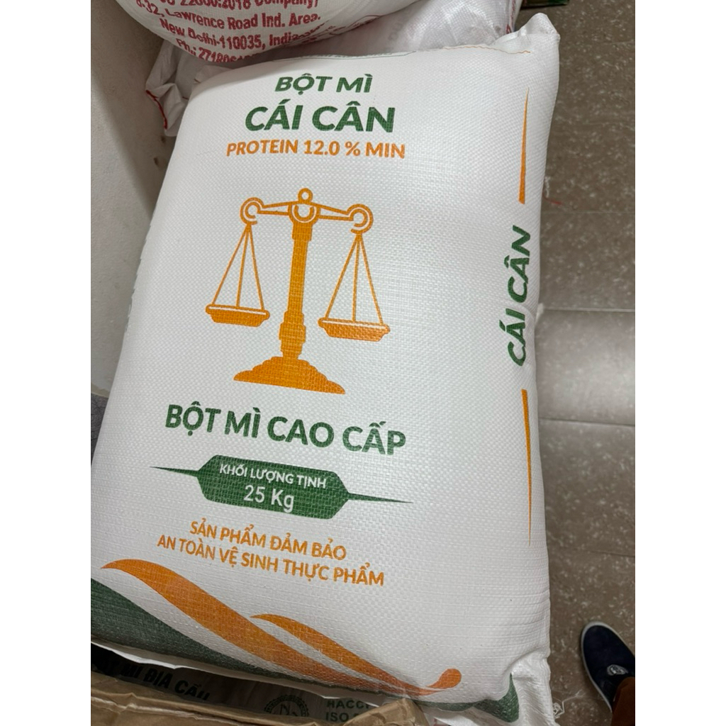 Bột mì cái cân bao 25kg