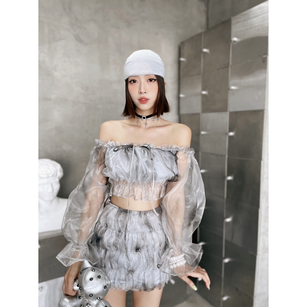 LAKING —SET ÁO TAY DÀI TRỄ VAI CROPTOP XÁM LOANG OMBRE + VÁY BỒNG LAKING S6752