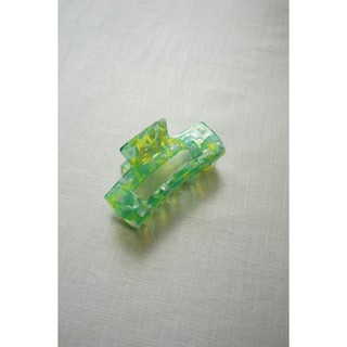 Kẹp càng cua cao cấp màu xanh lá cây Light Green Helen Studio đạt chuẩn xuất khẩu Châu Âu