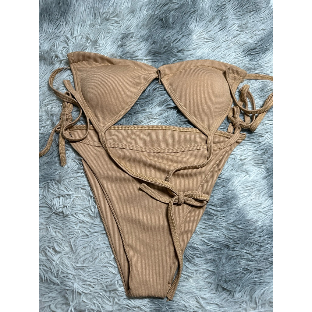 Bộ Bikini 2 Mảnh Màu Trơn Có Dây Đeo Cổ Màu Sắc Đơn Giản  sexy Thời Trang Biển có mút mã 02 | BigBuy360 - bigbuy360.vn