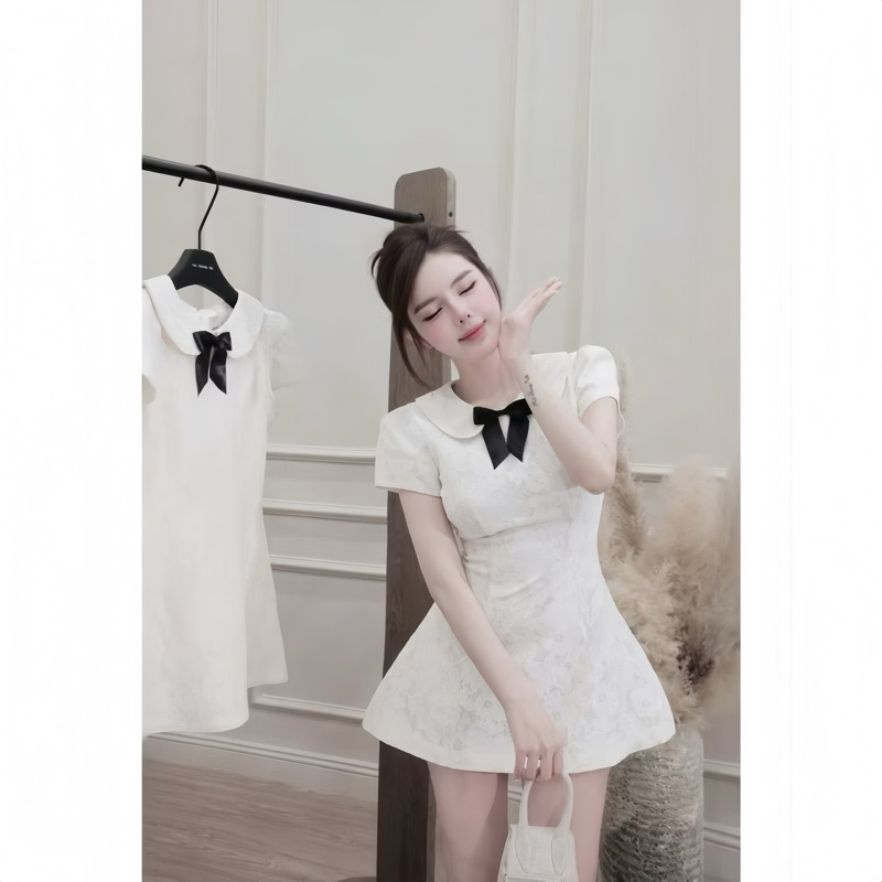 (Hàng 3 Size): Váy Ren Cổ Sen Màu Be Đính Nơ Đen Tay Cộc Dáng Ngắn Style Tiểu Thư ( Ảnh Thật Trải Sàn Lolla_ye) | BigBuy360 - bigbuy360.vn
