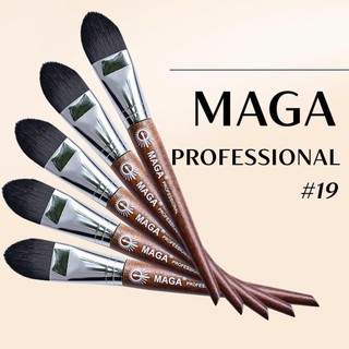 Cọ trang điểm tán nền mỏng MAGA Foundation Brush Small 19